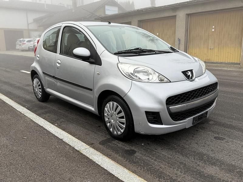 Gebraucht 2011 Peugeot 107 Kleinwagen | CHF 3’900 (Fairer Preis) - Bild 1/4