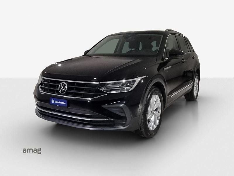 Gebraucht VW Tiguan Life 190 PS (139 kW) 2021 Deepblack perleffekt SUV