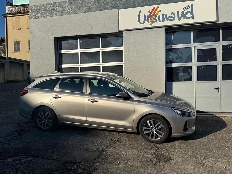 Beige Gebraucht 2018 Hyundai i30 Kombi | CHF 14’200 (Fairer Preis) - Bild 1/4