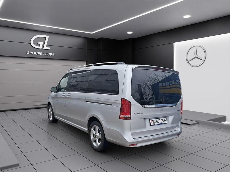 Gebraucht Mercedes V300 Edition 239 PS (175 kW) 2023 Silber Van / Kleinbus