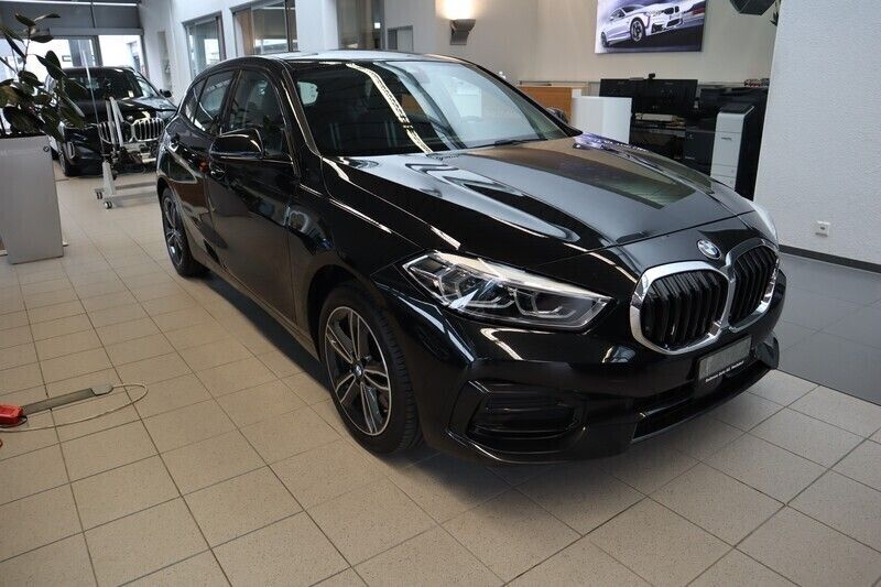 Gebraucht 2023 BMW 120 Sport Line Kleinwagen | CHF 31’700 (Etwas zu teuer) - Bild 1/4