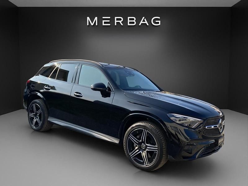 Gebraucht Mercedes GLC300e 204 PS (150 kW) 2024 SUV