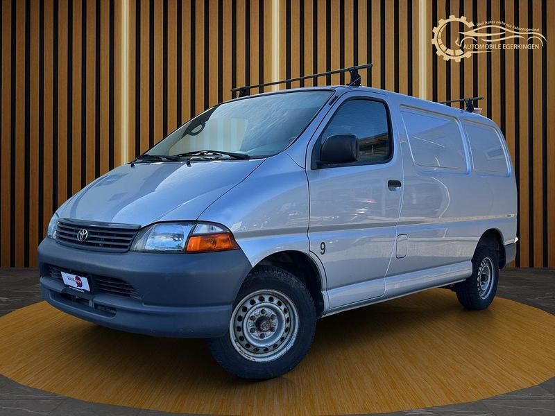 Gebraucht 2003 Toyota HiAce Van | CHF 9’800 (Guter Preis) - Bild 1/4
