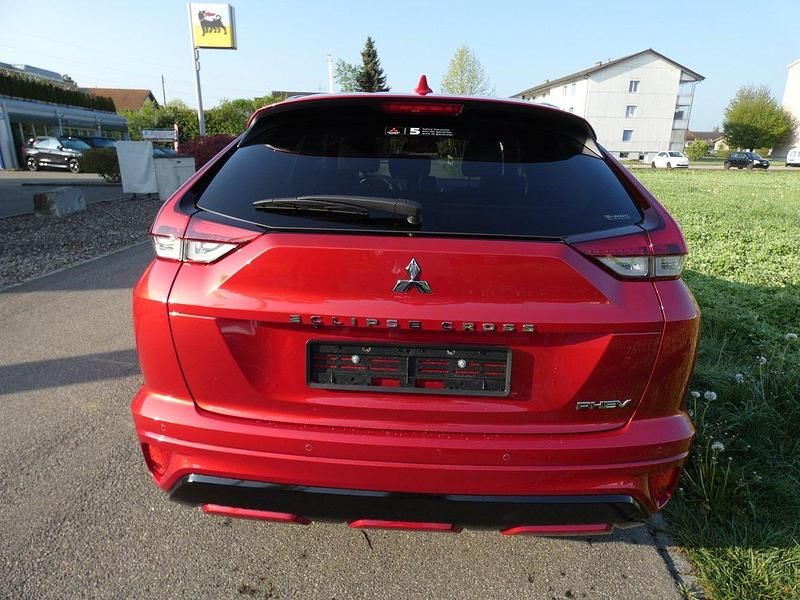 Gebraucht Mitsubishi Eclipse Cross 255 PS (187 kW) 2021 Rot SUV