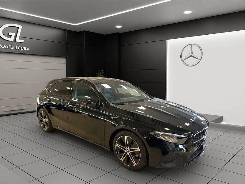 Gebraucht Mercedes A250 224 PS (164 kW) 2024 Schwarz Limousine