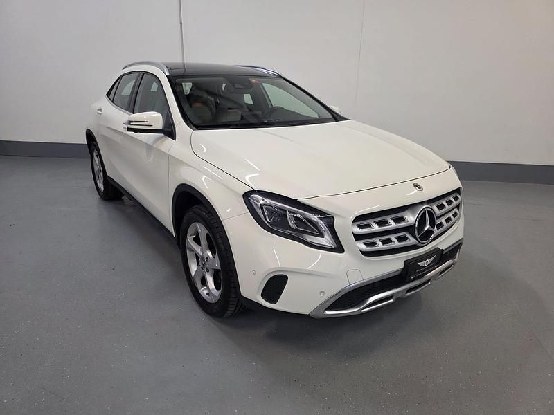 Gebraucht Mercedes GLA200 Urban 136 PS (100 kW) 2017 SUV
