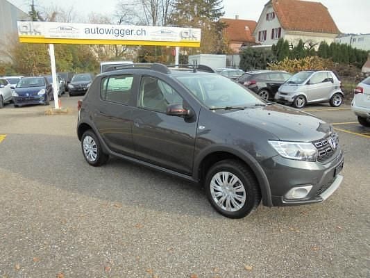 Grau Gebraucht 2020 Dacia Sandero Stepway Limousine | CHF 9’900 (Fairer Preis) - Bild 1/4