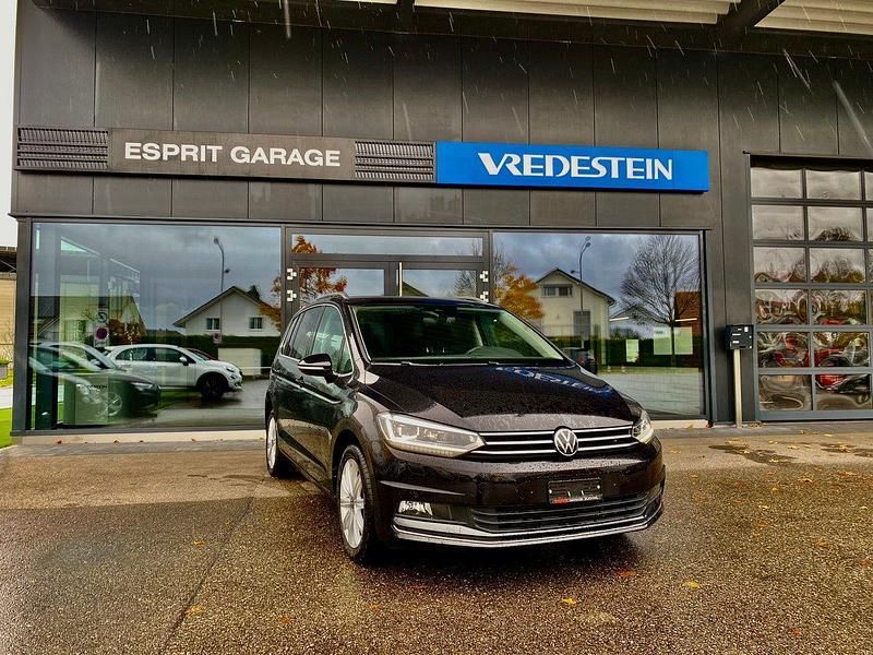 Gebraucht 2024 VW Touran Highline Van / Kleinbus | CHF 36’800 (Teuer) - Bild 1/4