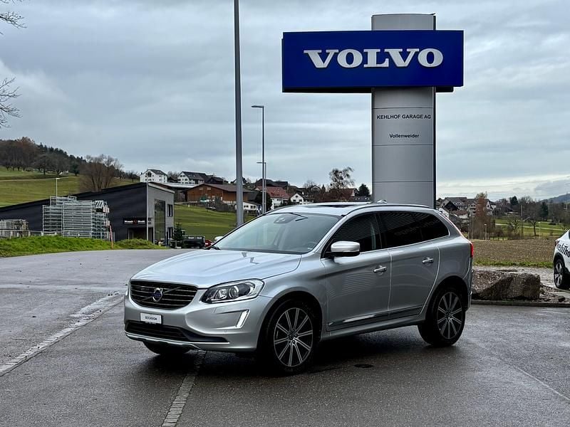 Silber Gebraucht 2016 Volvo XC60 Summum SUV | CHF 22’750 (Fairer Preis) - Bild 1/4
