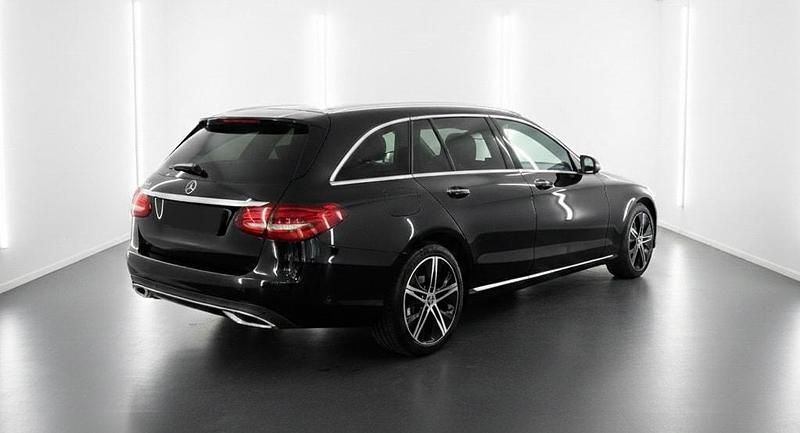 Gebraucht Mercedes C300e Avantgarde 306 PS (225 kW) 2021