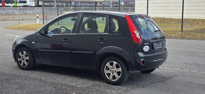 Gebraucht Ford Fiesta Ambiente 80 PS (58 kW) 2008