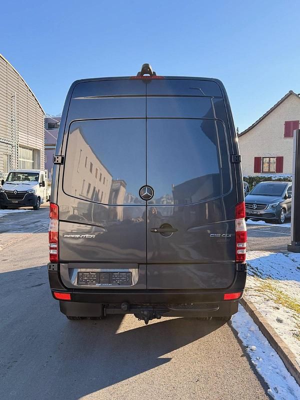 Gebraucht Mercedes Sprinter 190 PS (139 kW) 2017 Van