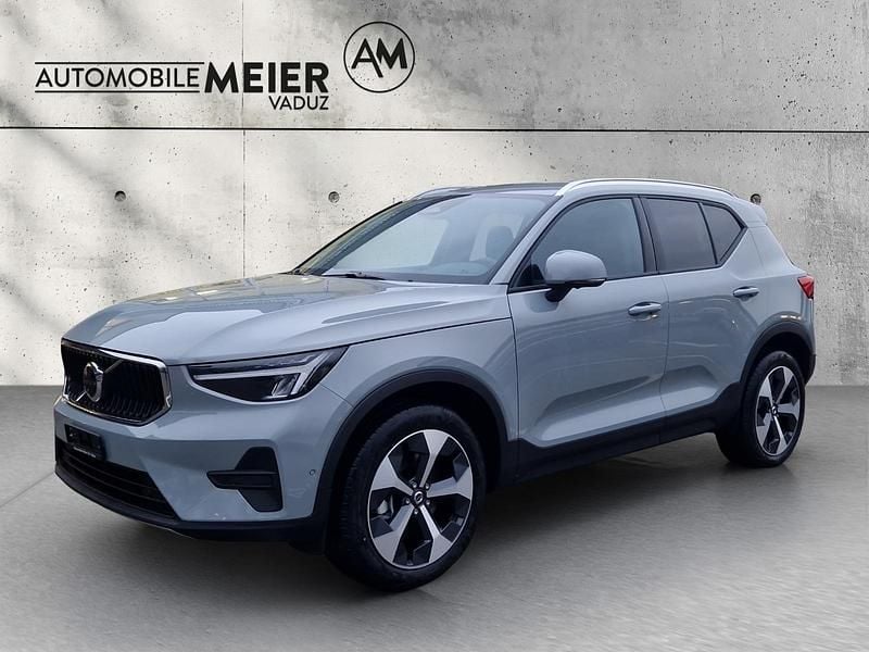 Grau Neu 2025 Volvo XC40 Core SUV | CHF 47’450 - Bild 1/4
