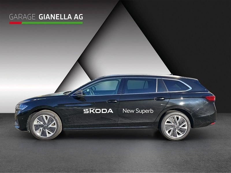 Gebraucht Skoda Superb Selection 193 PS (141 kW) 2024 Schwarz Kombi