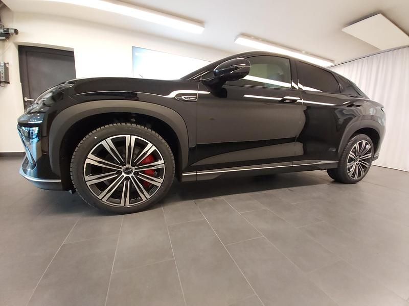 Neu BYD Sealion 7 389 kW (529 PS) 2026 Schwarz SUV