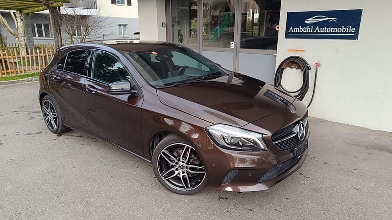 Gebraucht Mercedes A200 Night 156 PS (114 kW) 2017