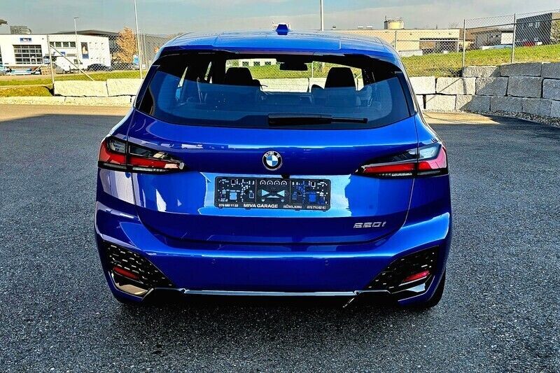 Gebraucht BMW 220 Active Tourer M Sport 170 PS (125 kW) 2023 Van / Kleinbus