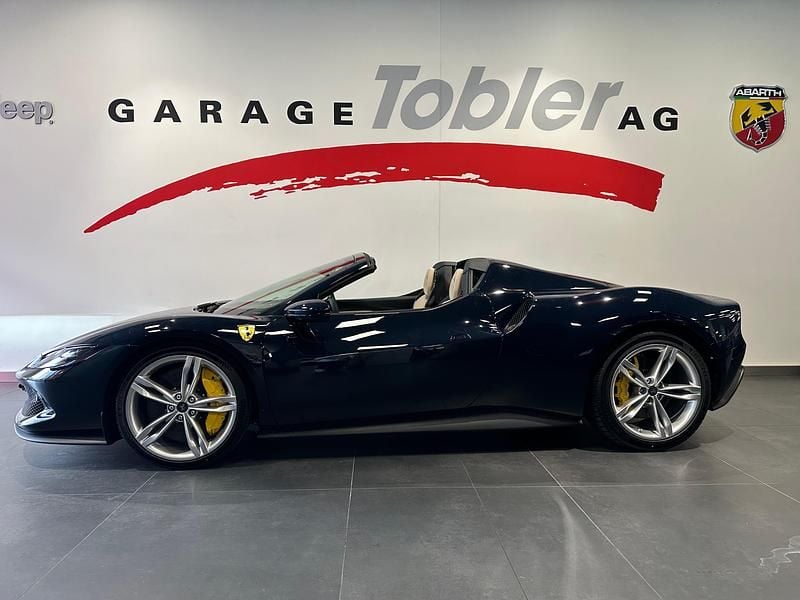 Blau Gebraucht 2024 Ferrari 296 Cabrio | CHF 329’000 (Etwas zu teuer) - Bild 1/4
