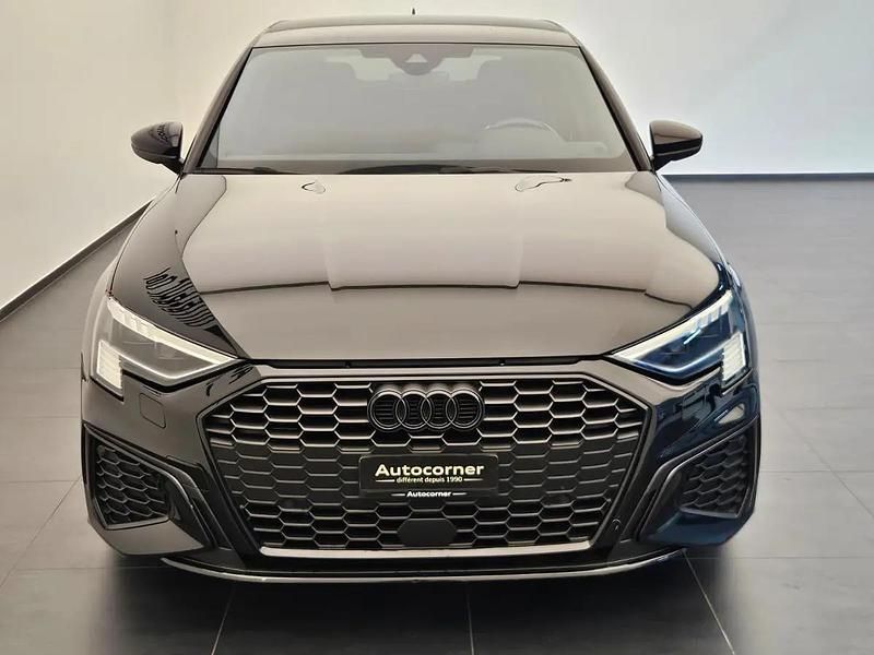 Gebraucht Audi A3 Sportback e-tron Attraction 150 PS (110 kW) 2026 Schwarz Kleinwagen
