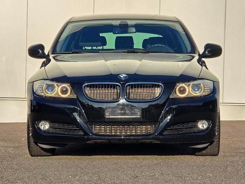 Gebraucht BMW 330 245 PS (180 kW) 2010 Kombi