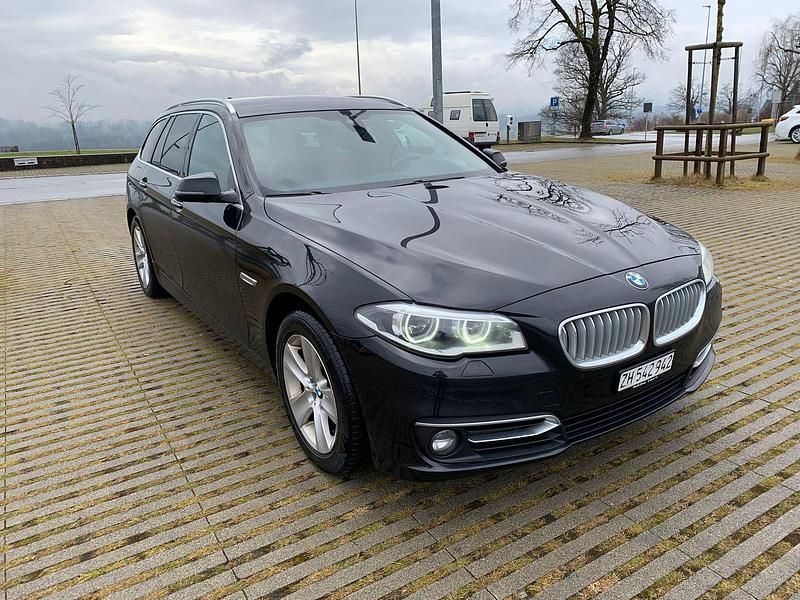 Gebraucht BMW 530 258 PS (189 kW) 2013 Kombi