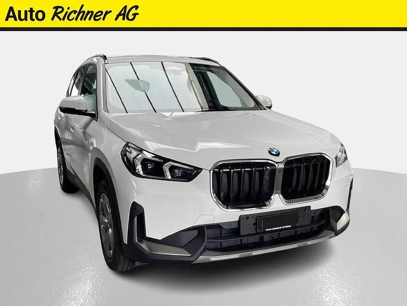 Weiss Gebraucht 2025 BMW X1 SUV | CHF 40’750 (Guter Preis) - Bild 1/4