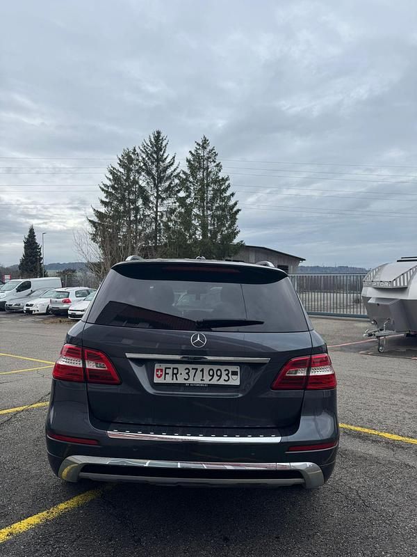 Gebraucht Mercedes ML350 258 PS (189 kW) 2013 SUV
