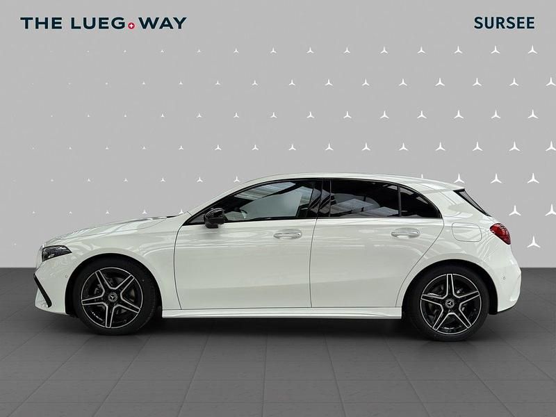 Gebraucht Mercedes A200 Night 163 PS (119 kW) 2025 Weiss Limousine