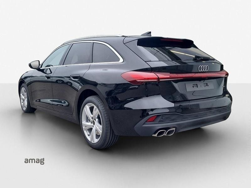 Gebraucht Audi A5 Attraction 204 PS (150 kW) 2024 Mythosschwarz metallic Coupé