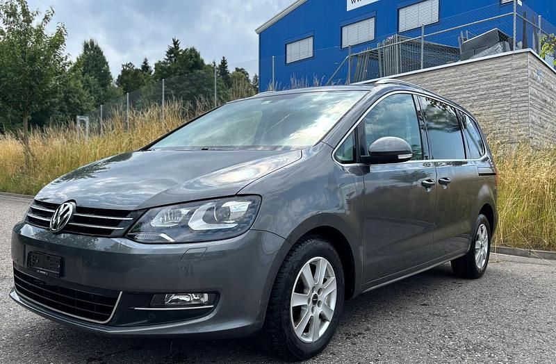 Gebraucht VW Sharan Highline 140 PS (102 kW) 2012 Van / Kleinbus