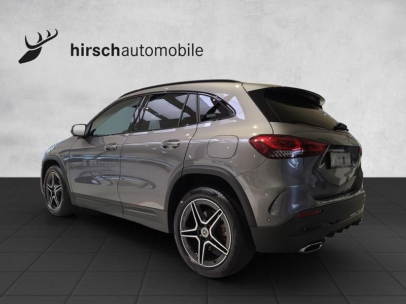 Gebraucht Mercedes GLA250 AMG line 160 PS (117 kW) 2022 SUV