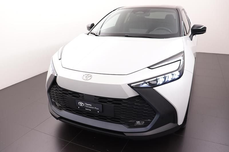 Weiss Gebraucht 2024 Toyota C-HR Trend SUV | CHF 35’390 (Superpreis) - Bild 1/4
