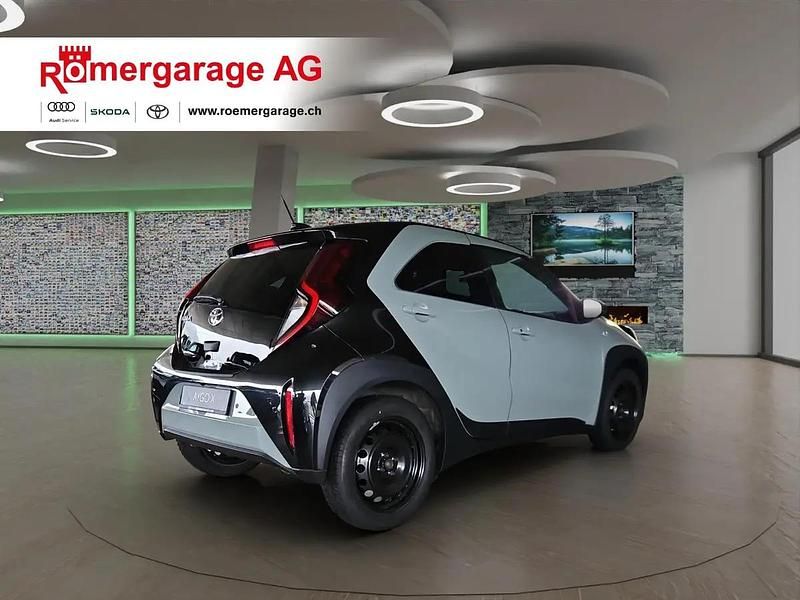 Gebraucht Toyota Aygo X Trend 72 PS (52 kW) 2026 Grün SUV