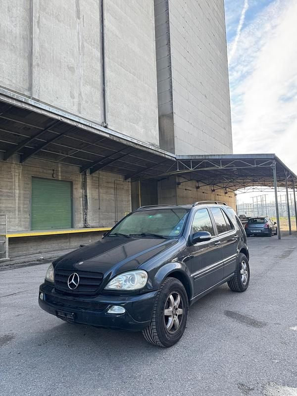 Gebraucht 2002 Mercedes ML500 SUV | CHF 1’900 - Bild 1/4