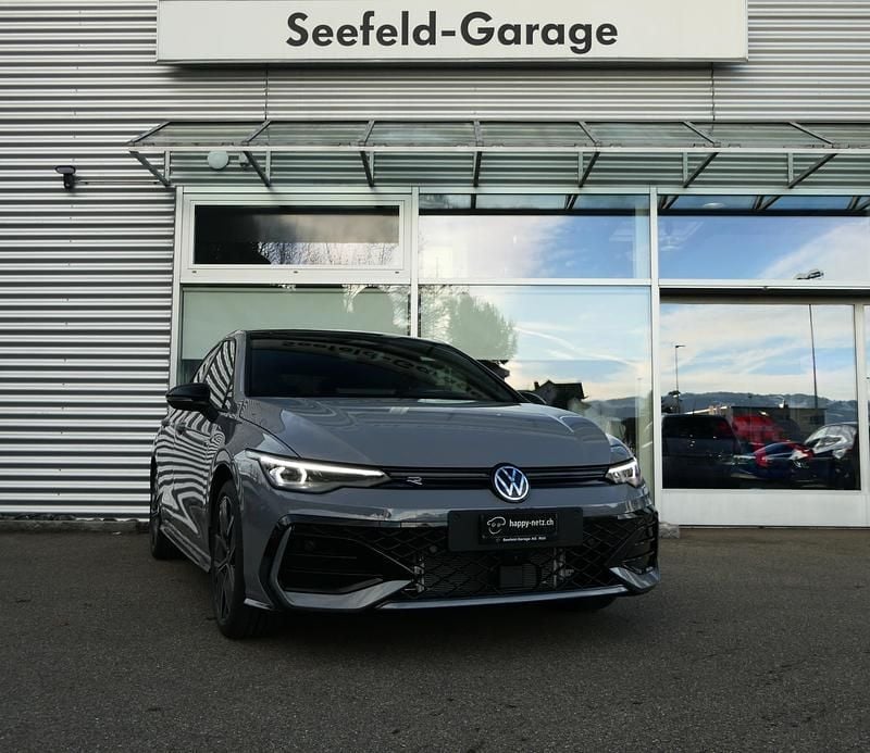 Grau Neu 2026 VW Golf R-line Limousine | CHF 37’060 (Superpreis) - Bild 1/4