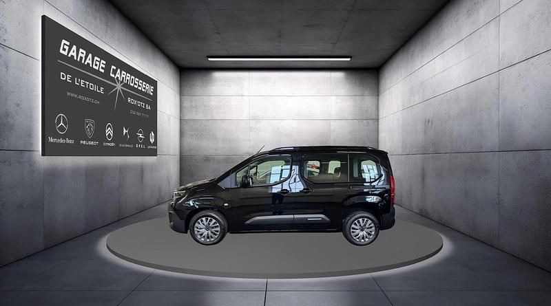 Neu Citroën Berlingo Tonic 110 PS (80 kW) 2025 Schwarz Van / Kleinbus
