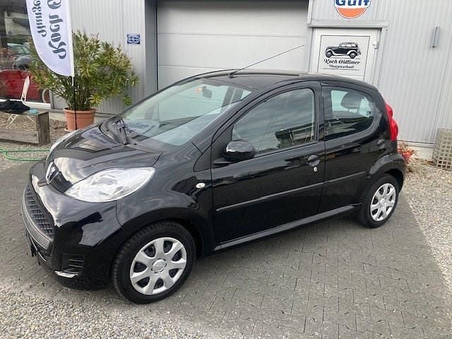 Gebraucht 2011 Peugeot 107 Kleinwagen | CHF 4’200 (Fairer Preis) - Bild 1/4
