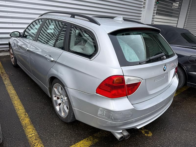 Gebraucht BMW 325 218 PS (160 kW) 2008 Kombi