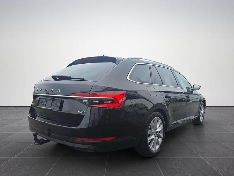 Gebraucht Skoda Superb Style 200 PS (147 kW) 2023 Kombi