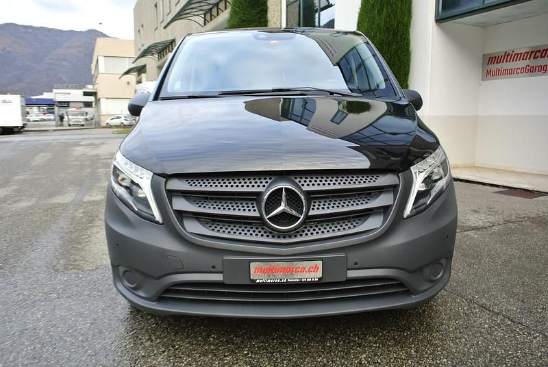 Gebraucht Mercedes Vito 163 PS (119 kW) 2019 Van