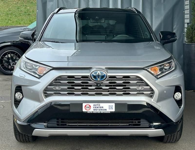 Gebraucht 2019 Toyota RAV4 Hybrid Premium SUV | CHF 32’800 (Fairer Preis) - Bild 1/4