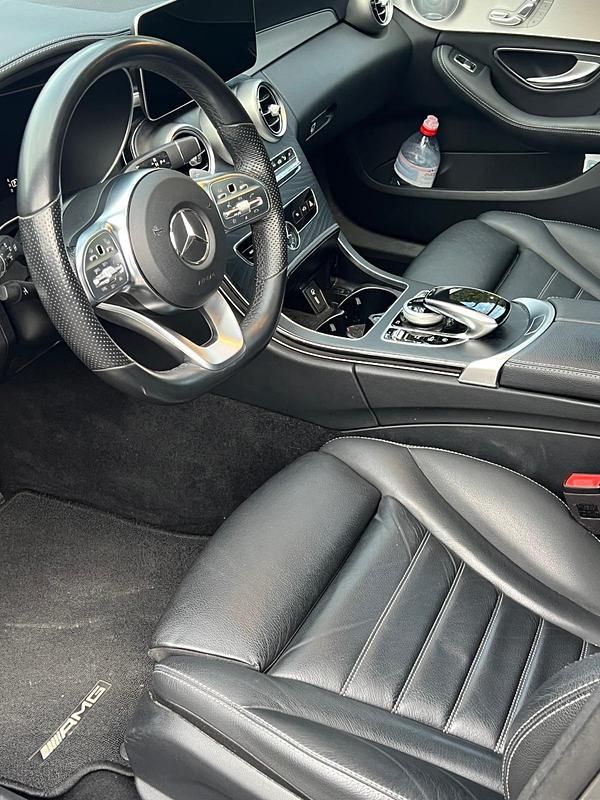 Gebraucht Mercedes C300 AMG line 245 PS (180 kW) 2019