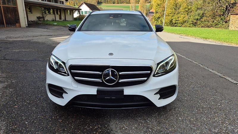 Gebraucht Mercedes E220 AMG line 194 PS (142 kW) 2018 Kombi