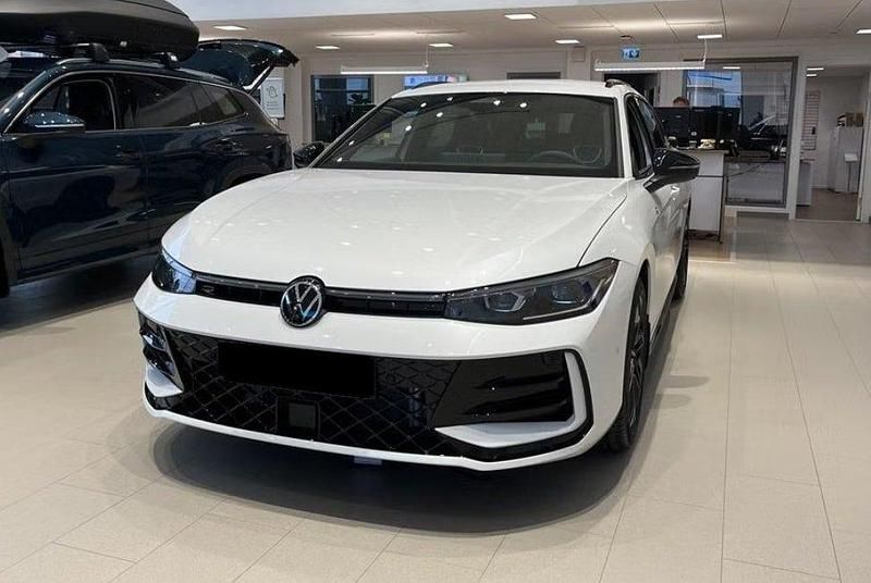 Neu 2026 VW Passat R-line Kombi | CHF 51’900 (Guter Preis) - Bild 1/4