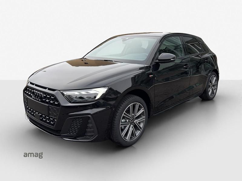 Mythosschwarzmythosschwarz Neu 2025 Audi A1 Sportback Attraction Kleinwagen | CHF 41’500 (Etwas zu teuer) - Bild 1/4