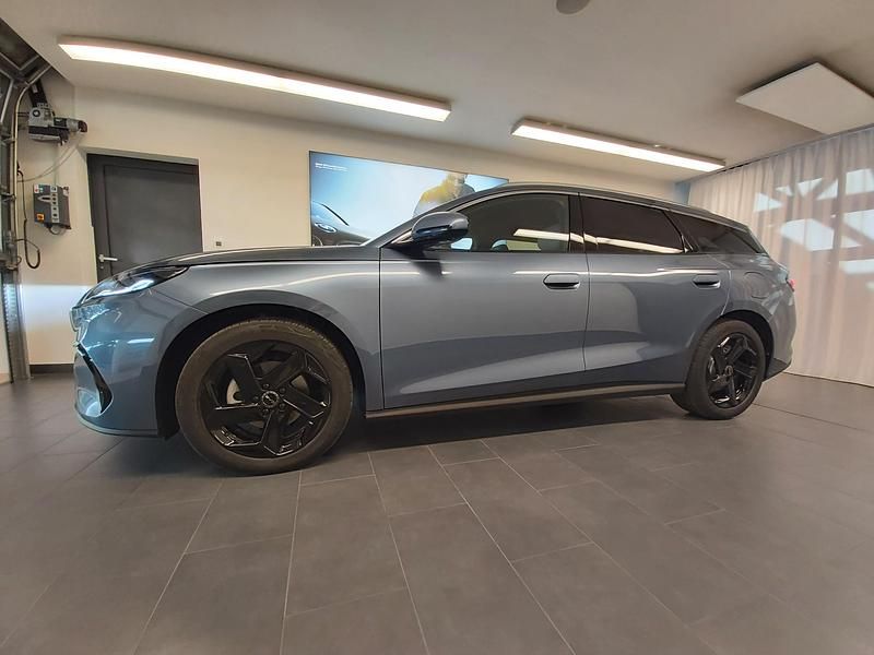 Neu BYD Seal Comfort 211 PS (155 kW) 2026 Blau Kombi