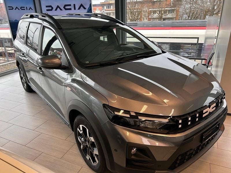 Neu Dacia Jogger Journey 109 PS (80 kW) 2025 Van / Kleinbus