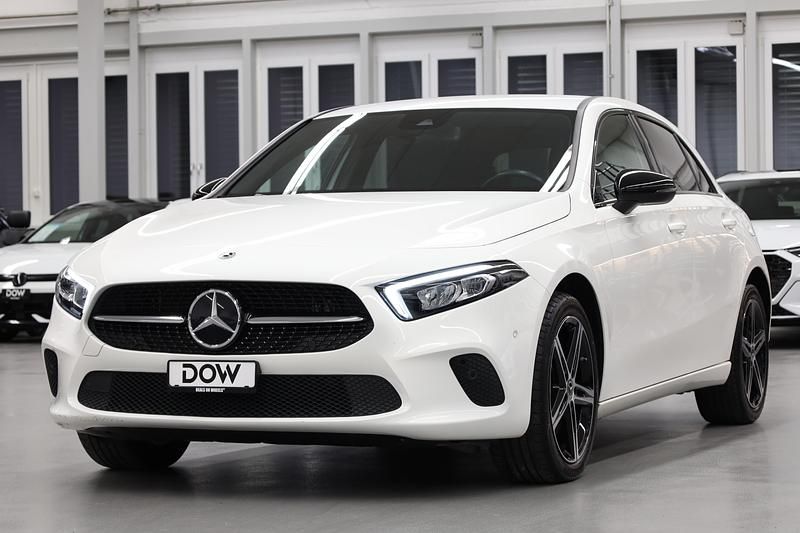 Gebraucht Mercedes A250 Progressive 218 PS (160 kW) 2021