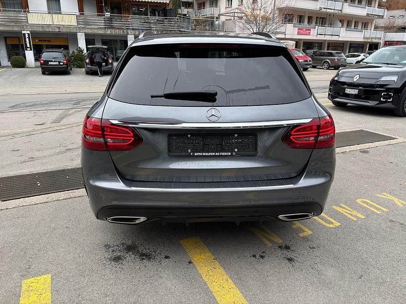 Gebraucht Mercedes C200 AMG 184 PS (135 kW) 2019 Grau Kombi