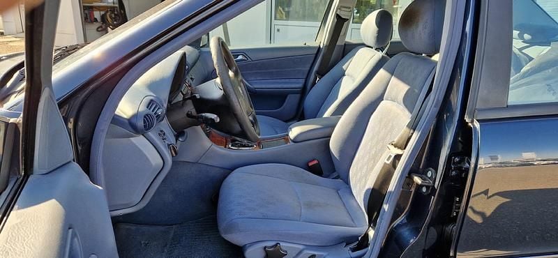 Gebraucht Mercedes C200 163 PS (119 kW) 2002 Limousine